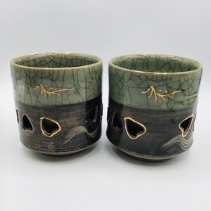 VINTAGE Set of 2 Japan Somayaki Large Tea Cups Hearts Crackle Glaze D…